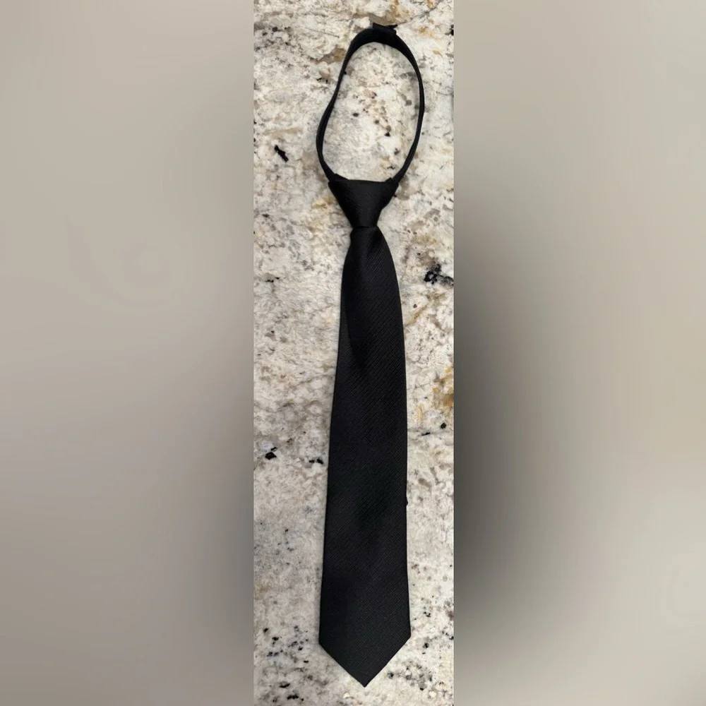 Nautica sleek black